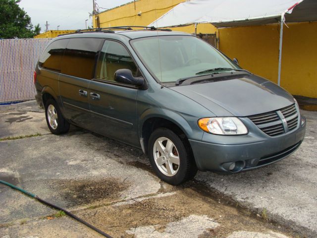 2005 Dodge Grand Caravan S