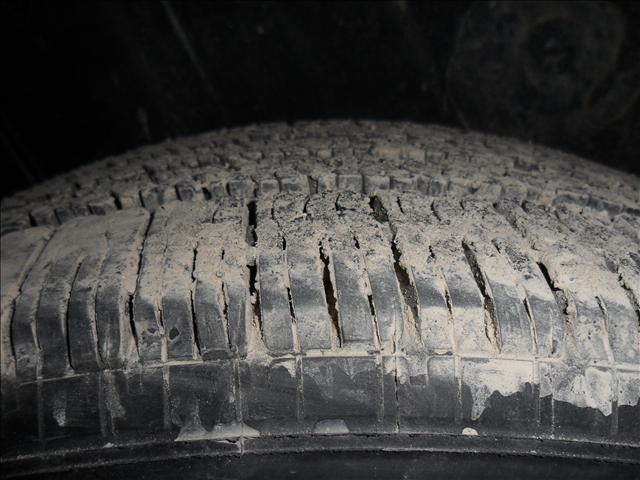 2005 Dodge Grand Caravan DUMP 4X4