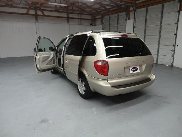 2005 Dodge Grand Caravan S
