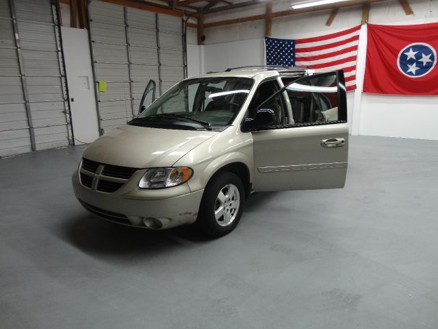 2005 Dodge Grand Caravan S