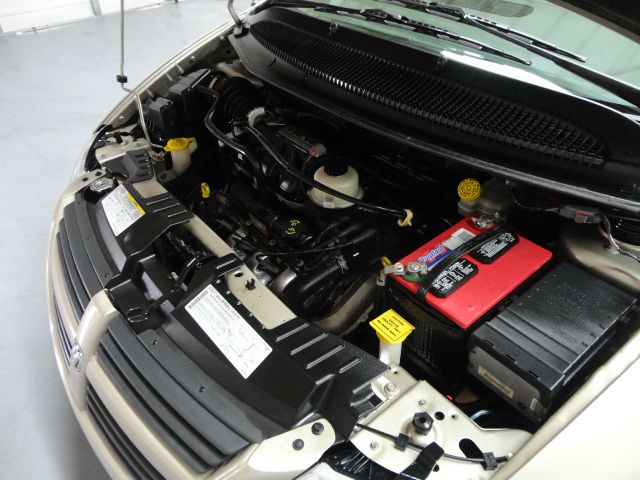 2005 Dodge Grand Caravan S