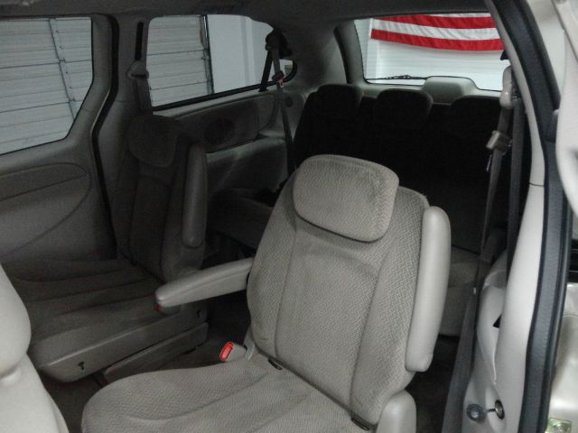 2005 Dodge Grand Caravan S