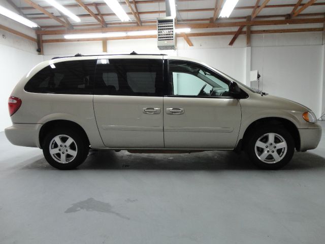2005 Dodge Grand Caravan S