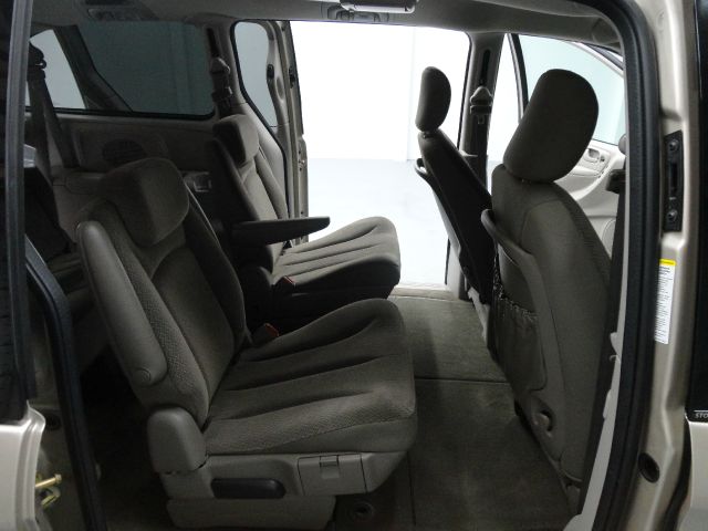 2005 Dodge Grand Caravan S