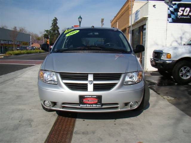 2005 Dodge Grand Caravan ES Sport