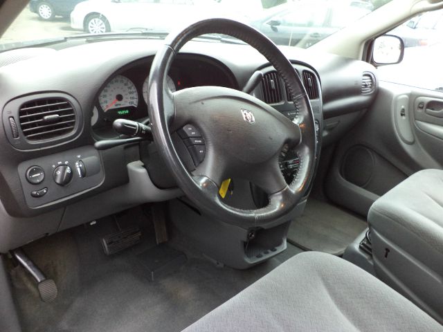 2005 Dodge Grand Caravan S