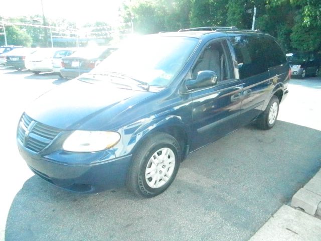 2005 Dodge Grand Caravan 2
