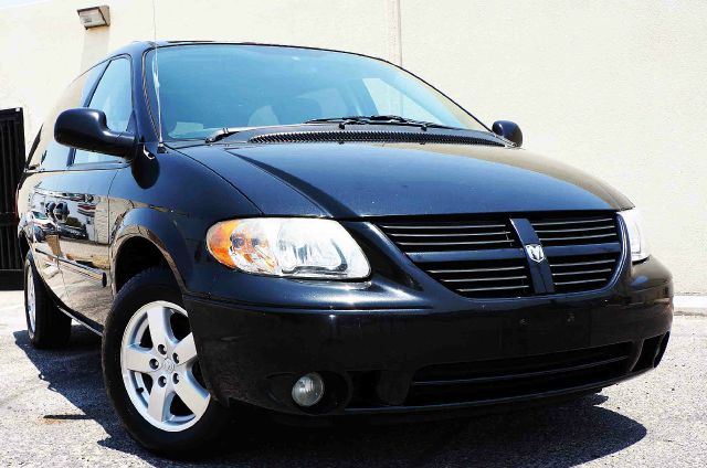 2005 Dodge Grand Caravan S