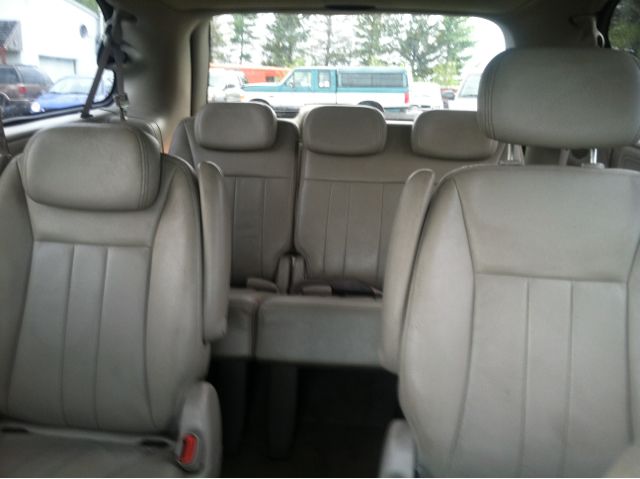 2005 Dodge Grand Caravan S