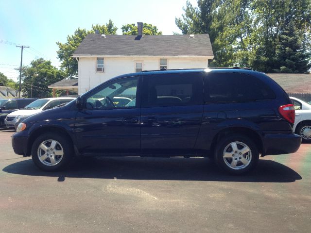 2005 Dodge Grand Caravan S