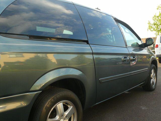 2005 Dodge Grand Caravan Unknown