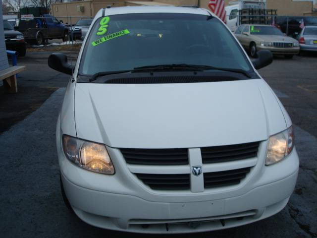 2005 Dodge Grand Caravan W8