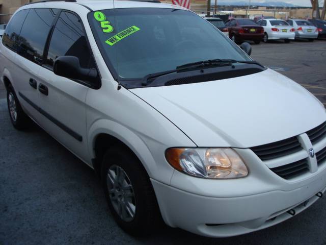 2005 Dodge Grand Caravan W8