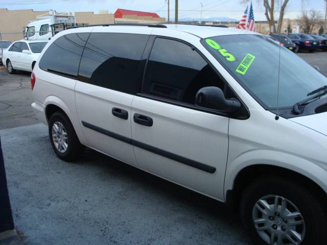 2005 Dodge Grand Caravan W8