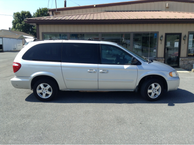 2005 Dodge Grand Caravan S