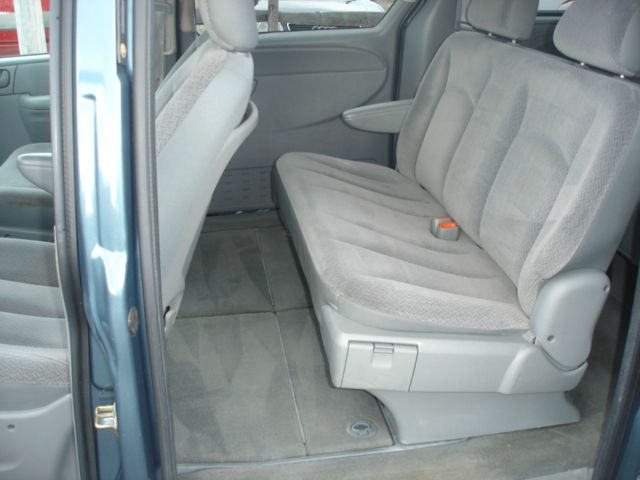 2005 Dodge Grand Caravan SE