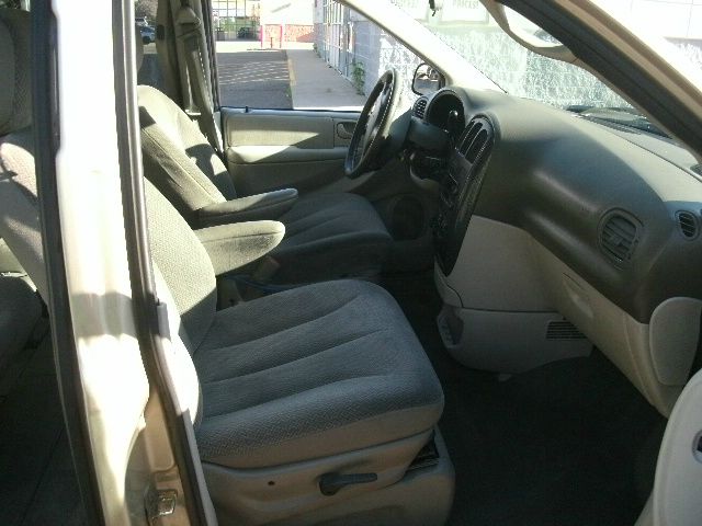 2005 Dodge Grand Caravan S