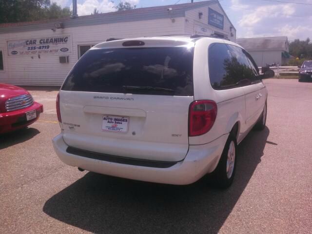 2005 Dodge Grand Caravan S