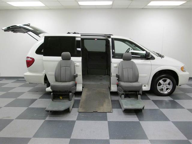 2005 Dodge Grand Caravan S