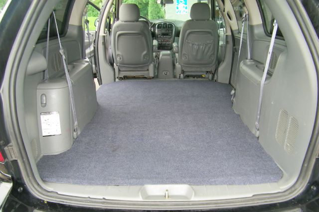 2005 Dodge Grand Caravan S