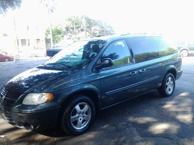 2005 Dodge Grand Caravan S
