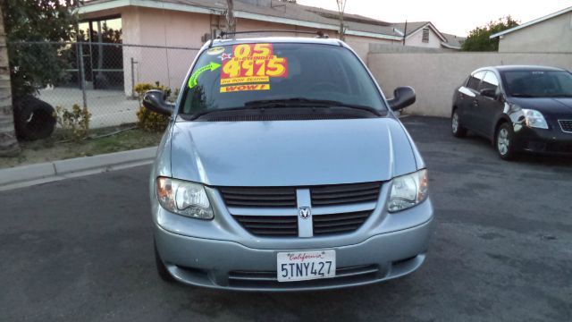 2005 Dodge Grand Caravan SE