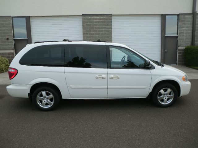 2005 Dodge Grand Caravan S