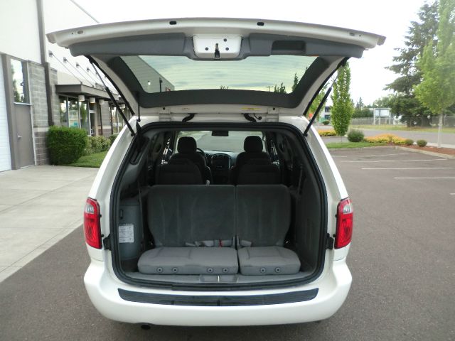 2005 Dodge Grand Caravan S