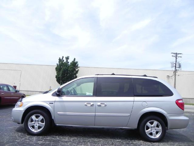 2005 Dodge Grand Caravan Luxury Edition