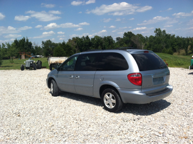 2005 Dodge Grand Caravan S