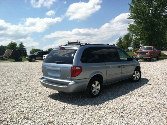 2005 Dodge Grand Caravan S