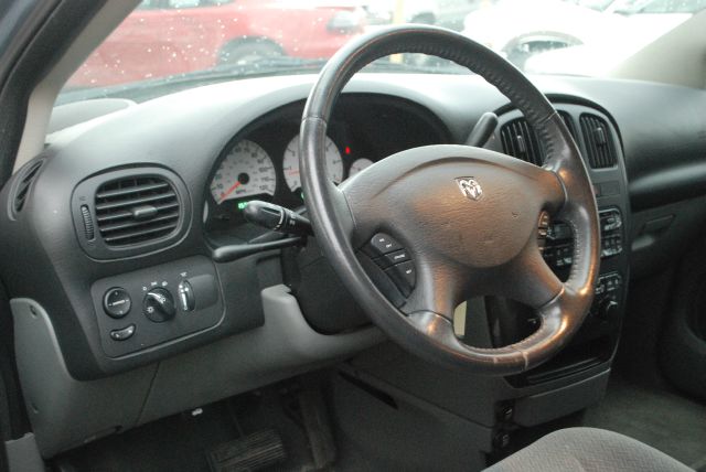 2005 Dodge Grand Caravan S