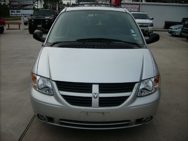2005 Dodge Grand Caravan S