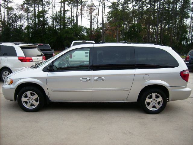 2005 Dodge Grand Caravan S