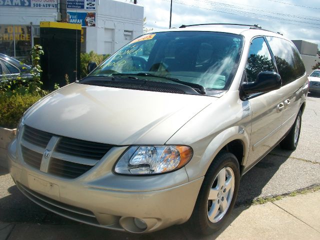 2005 Dodge Grand Caravan S