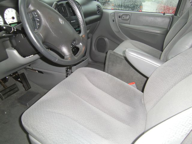 2005 Dodge Grand Caravan S