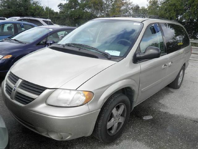 2005 Dodge Grand Caravan S