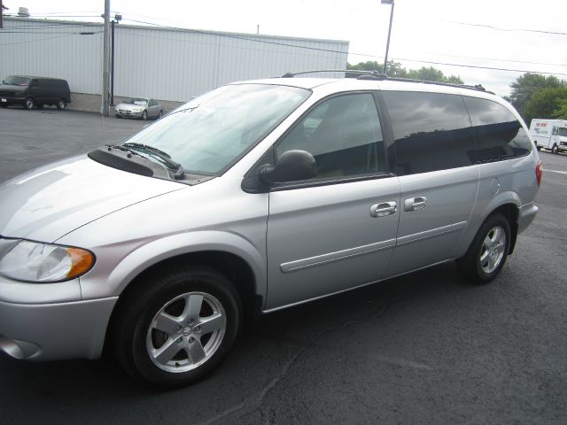2005 Dodge Grand Caravan S