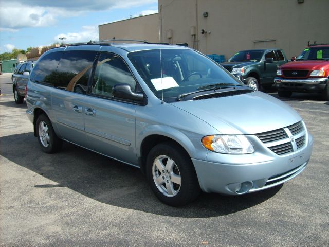 2005 Dodge Grand Caravan S