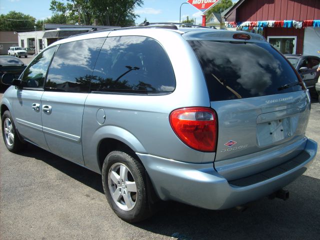 2005 Dodge Grand Caravan S