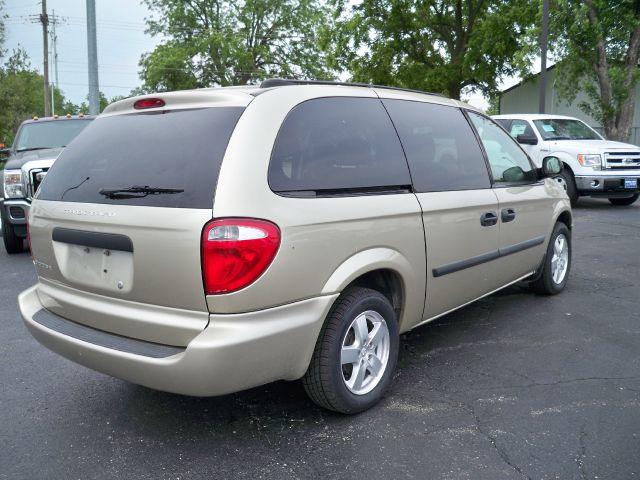 2005 Dodge Grand Caravan 2