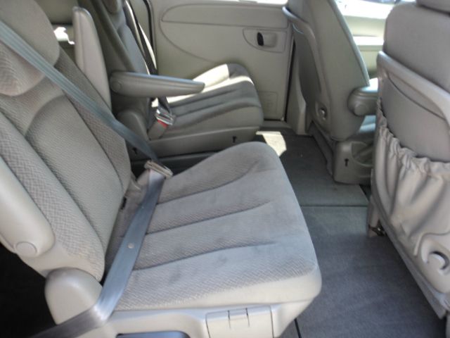 2005 Dodge Grand Caravan S