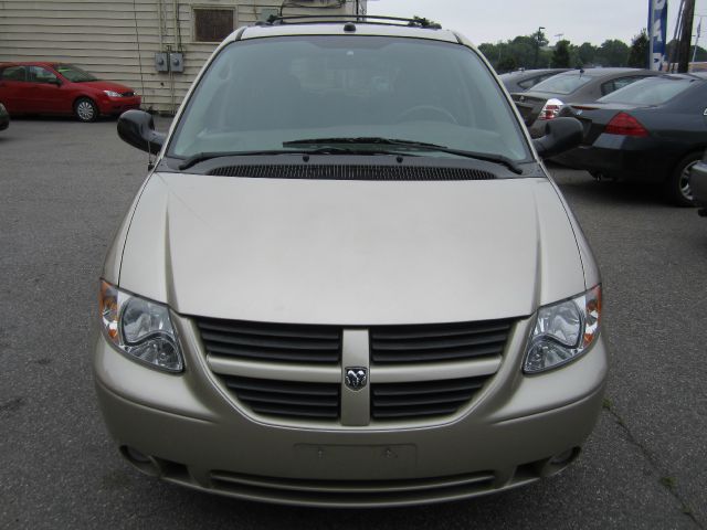 2005 Dodge Grand Caravan S