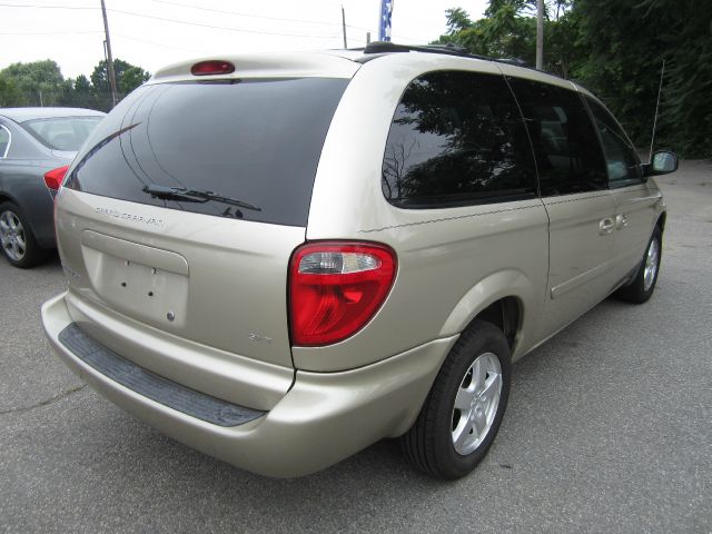 2005 Dodge Grand Caravan S