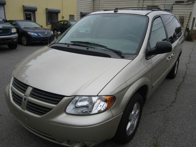2005 Dodge Grand Caravan S
