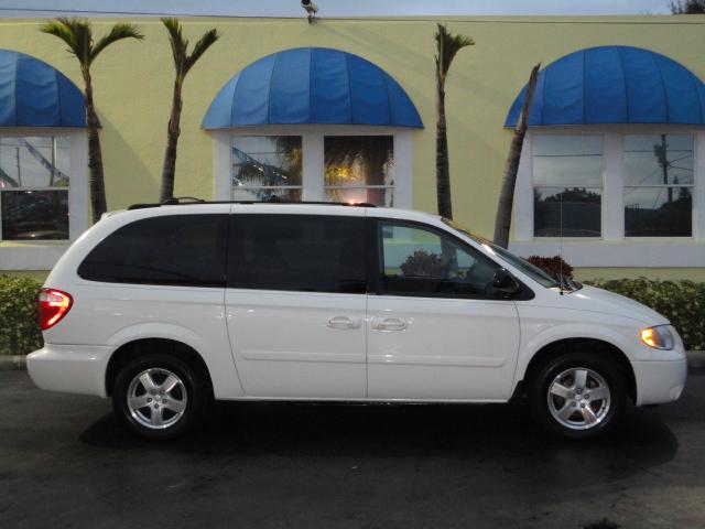 2005 Dodge Grand Caravan 1500 135 WB Base
