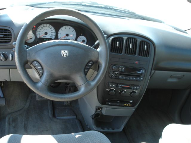 2005 Dodge Grand Caravan SE