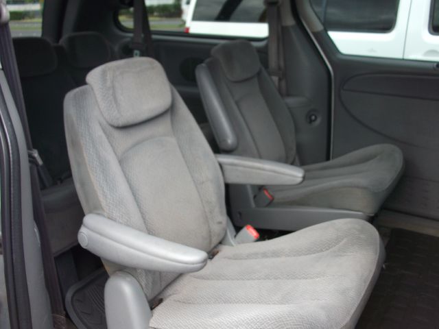 2005 Dodge Grand Caravan S