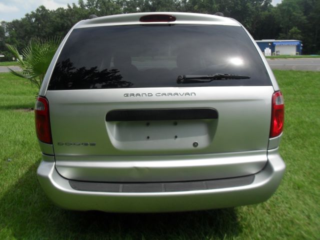 2006 Dodge Grand Caravan SE