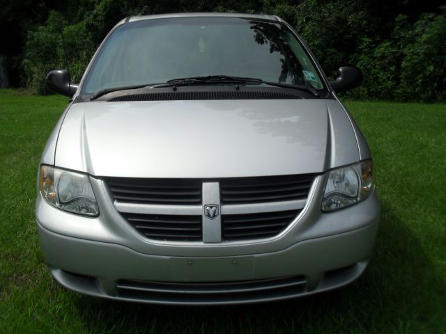 2006 Dodge Grand Caravan SE